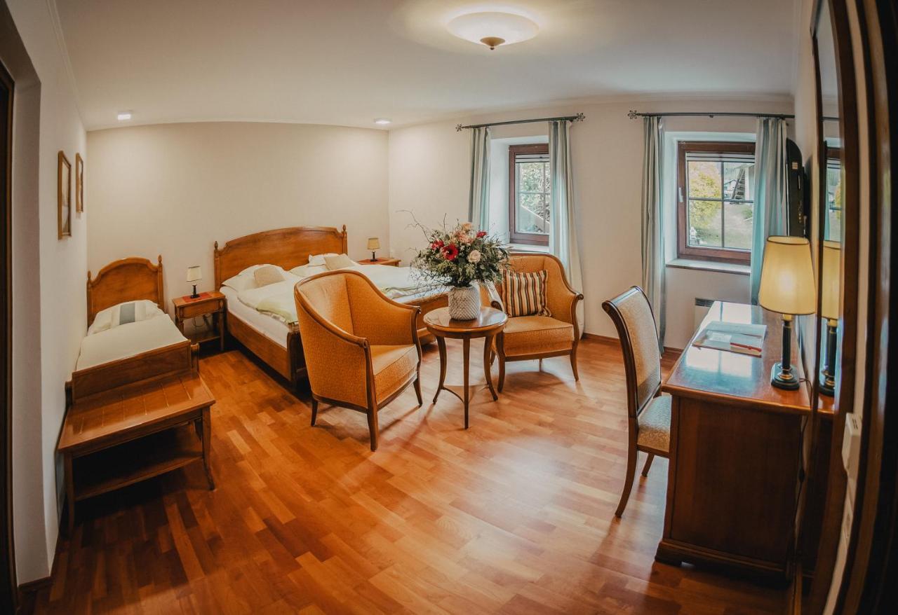 Landhotel Neugebauer Löllinggraben Esterno foto